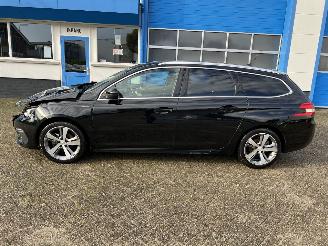 Peugeot 308 1.2 PURETECH  GT-LINE picture 9