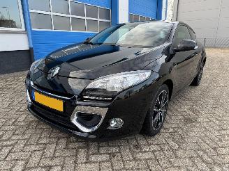 Renault Mégane 1.2 TCE  COUPE  BOSE picture 2