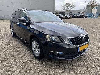 Skoda Octavia 1.0 TSI  AMBITION  BUSINESS picture 4
