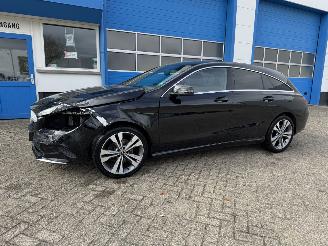 Damaged car Mercedes Cla-klasse 180 AMBITION  SHOOTING BRAKE 2017/5