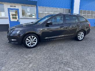skadebil auto Skoda Octavia 1.0 TSI  AMBITION  BUSINESS 2018/1