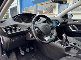 Peugeot 308 1.2 PURE TECH  BLUE LION picture 17
