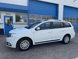 krockskadad bil auto Dacia Logan 0.9 TCE  LAUREATE 2018/3