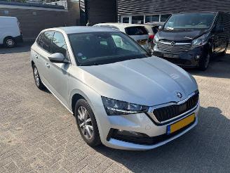 Unfallwagen Skoda Scala 1.0 TSI Ambition 5-drs 2022/4