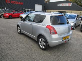 skadebil auto Suzuki Swift 1.3 COOL 2010/11