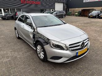 Schadeauto Mercedes A-klasse 180 CDI Lease Edition 2015/7