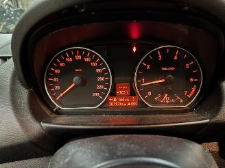 BMW 1-serie 118i 5-drs clima picture 13