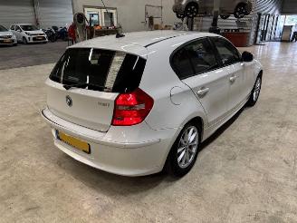 BMW 1-serie 118i 5-drs clima picture 2