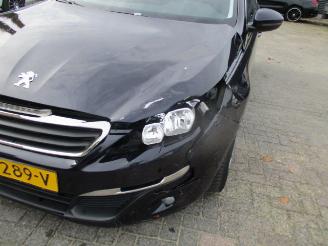 Peugeot 308 1.6 BLUEHDI EXECUTIVE PACK picture 5