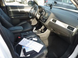 Mitsubishi Outlander 2.0 PHEV INSTYLE picture 9