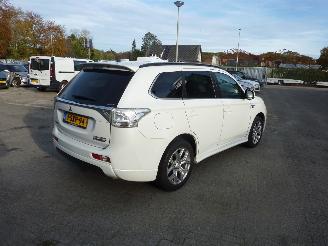 Mitsubishi Outlander 2.0 PHEV INSTYLE picture 2