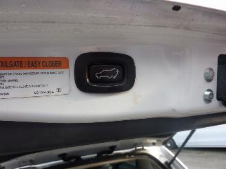 Mitsubishi Outlander 2.0 PHEV INSTYLE picture 16