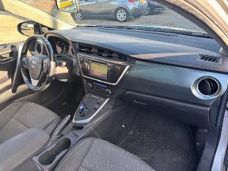 Toyota Auris 1.8 Hybrid Touring Sports Pano picture 10