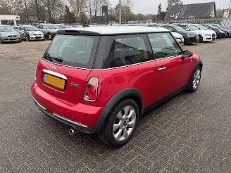 Mini Cooper 1.6 Cooper Chili airco NAP picture 2