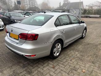 Volkswagen Jetta 1.4 TSI Hybrid Comfort Dsg picture 2