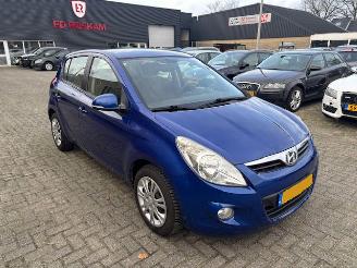 Unfallwagen Hyundai I-20 1.2i Motion 5-drs airco NAP 2011/10