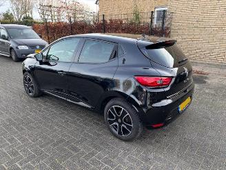 Renault Clio 1.2 16v 5-drs clima picture 5