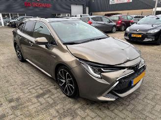 krockskadad bil auto Toyota Corolla Touring Sports 2.0 Hybrid  Trek Pano 2021/10