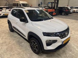 skadebil auto Dacia Spring Comfort Plus Orange Pack 27 kWh  (km 37.879 nap) 2022/5