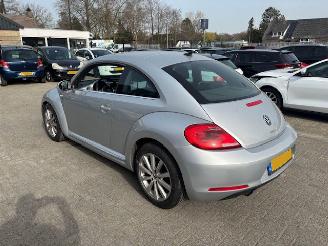damaged passenger cars Volkswagen Beetle 1.2 Tsi Design 2013/7