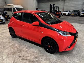 Toyota Aygo 1.0 5-drs X-Play airco picture 2