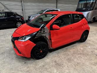 Toyota Aygo 1.0 5-drs X-Play airco picture 6