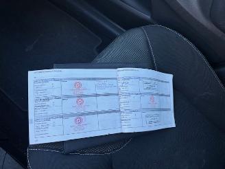 Renault Clio 0.9 TCE Nicht & Day picture 16