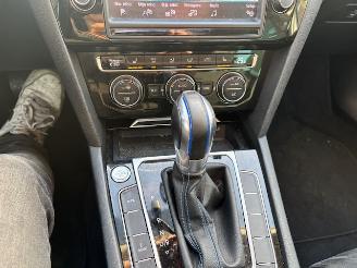 Volkswagen Passat 1.4 Tsi GTE Connected Series Pano Nap picture 21