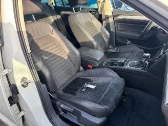 Volkswagen Passat 1.4 Tsi GTE Connected Series Pano Nap picture 13