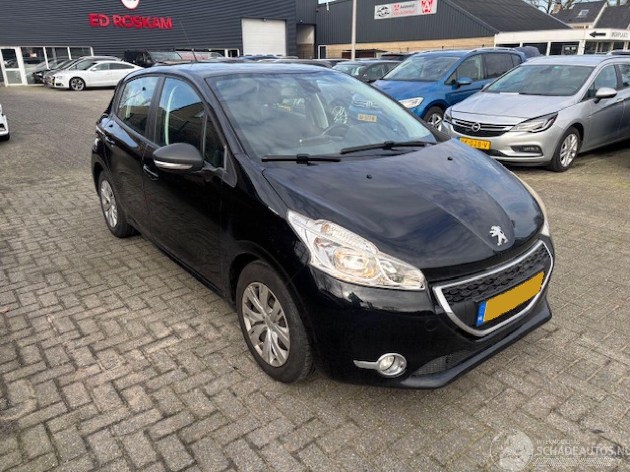 Peugeot 208 1.2 5-drs Envy Nap