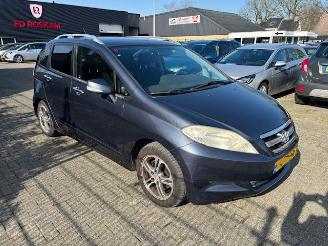 Schadeauto Honda Fr-v 2.0i Comfort airco 2006/7