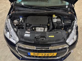 Peugeot 208 1.2 5-drs P.T Allure nap picture 9