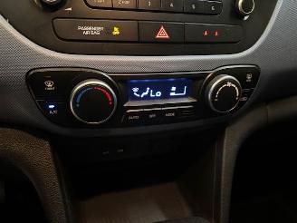 Hyundai I-10 1.0 Comfort Plus Clima picture 15