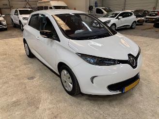 uszkodzony samochody osobowe Renault Zoé Zen Quickcharge 22kWh  Incl Accu 2014/10