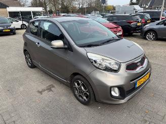 uszkodzony samochody osobowe Kia Picanto 1.0 Design Edition airco 2013/1