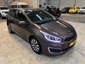 damaged passenger cars Kia Cee d 1.6 GDI DynamicLine NAP 2017/1