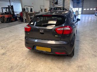 Kia Rio 1.2  5-drs airco picture 4