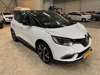 krockskadad bil auto Renault Scenic 1.3 TCe Automaat  Black Edition LPG 2021/6