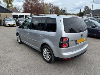 Unfallwagen Volkswagen Touran 1.4 TSI Comfortline 2010/9