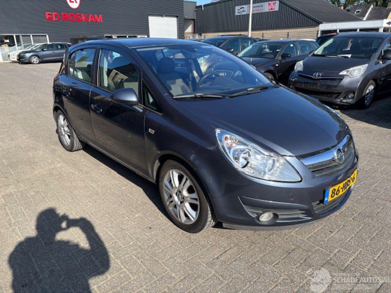 Opel Corsa 1.4 16v  5-drs Nap
