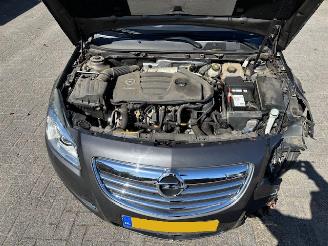 Opel Insignia 2.0 T Ecexutive  automaat 220pk NAP picture 9