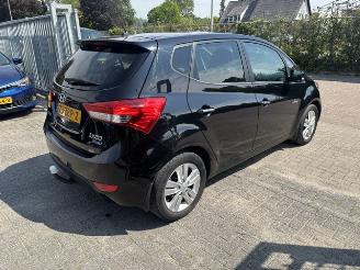 Hyundai Ix20 1.4i I-Vision clima Nap picture 3