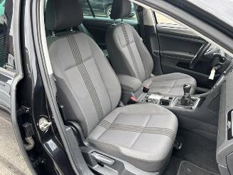 Volkswagen Golf 1.6 TDI  Allstar picture 12