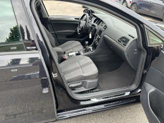 Volkswagen Golf 1.6 TDI  Allstar picture 10