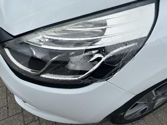 Renault Clio 0.9 TCe Night&Day picture 9