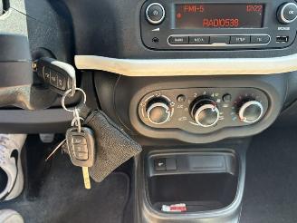 Renault Twingo 1.0 SCe Collection Nap picture 13