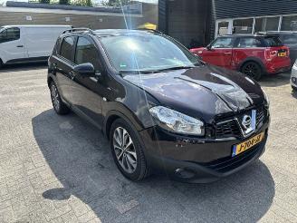 Voiture accidenté Nissan Qashqai 1.6 Tech View Pano 2014/3