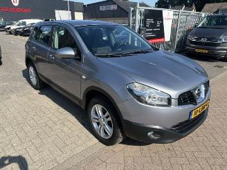 Vaurioauto  passenger cars Nissan Qashqai 1.6 Acenta  NAP 2010/3