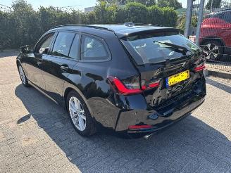 Auto incidentate BMW 3-serie 318i NW MODEL Automaat Nap 2022/12