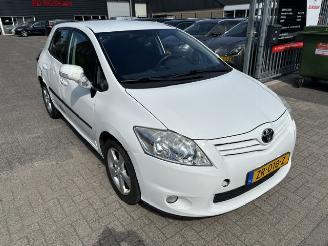 Vaurioauto  passenger cars Toyota Auris 1.3 5-drs Clima Aspiration 2012/3